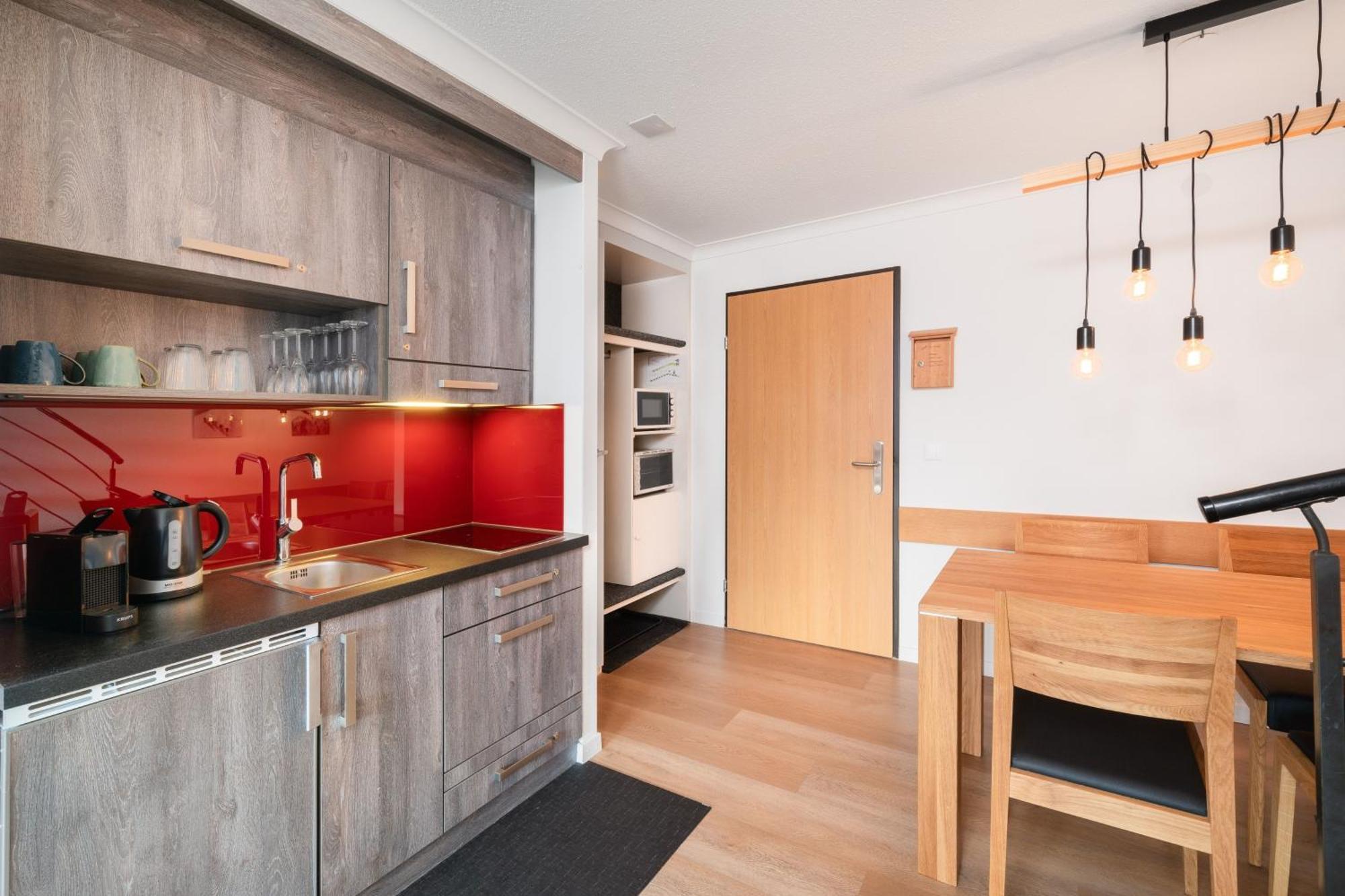 Wohnung Edelweiss Direkt In 4 Sterne Hotel Беатенберґ Екстер'єр фото